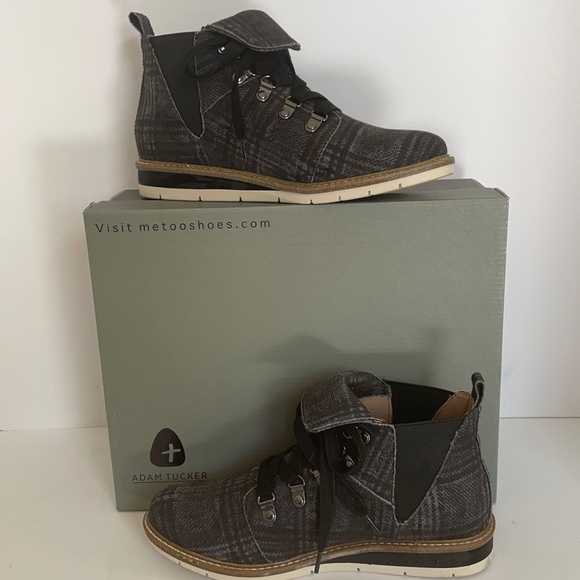 EUC Adam Tucker booties - Picture 3 of 14